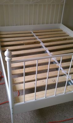 Cheaply build your own bed slats for ikea bed.  Full bed is 54" wide. Bed Slats Diy Projects Ideas, Twin Beds For Adults, Diy Box Spring Bed Frame, Ikea Queen Bed, Ikea Bed Slats, Ikea Room Divider, Cheap Beds, Ikea Kura, Built In Bed