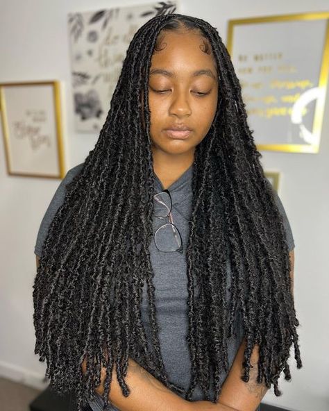 Waist Length Faux Locs, Medium Sized Faux Locs, Pencil Locs, Faux Locs Waist Length, Medium Length Faux Locs, Medium Faux Locs, Artificial Locs, Boho Faux Locs, Faux Loc