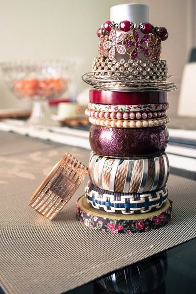 Stack your wayward bracelets and bangles on the Darling DIY Bracelet Tower. This bracelet organizer is a brilliant idea. Diy Bracelet Storage, Diy Bracelet Holder, Jewelry Storage Solutions, Boho Berry, Bracelet Organizer, Bracelet Storage, Bracelet Holder, Bracelet Holders, Necklace Storage