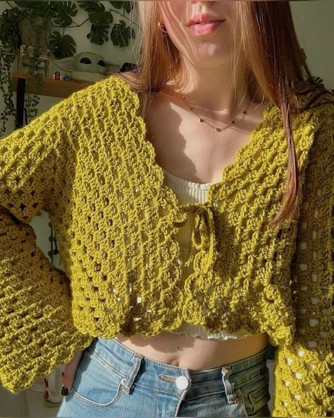 Green Dress And Cardigan Outfit, Green Cardigan Crochet, Crochet Sweater Design, Crochet Outfits, Boho Whimsical, Yellow Party, Fall Crochet Patterns, Crochet Winter Hats, Crocheting Projects