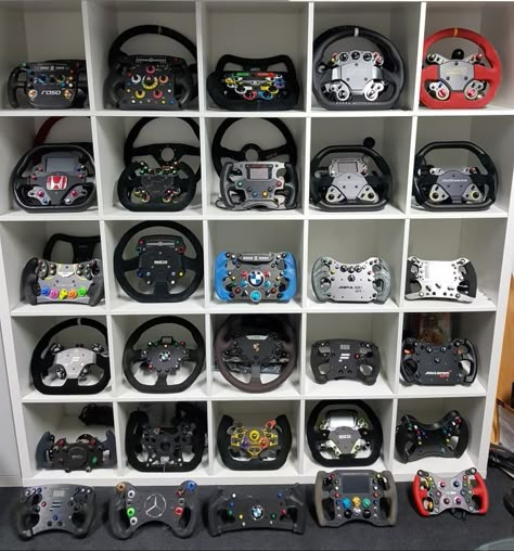 Gaming Wheel Setup, Racing Simulator Room, F1 Simulator Room, Racing Room Ideas, Racing Room Decor, Racing Bedroom, Racing Room, Racing Setup, Cars Room