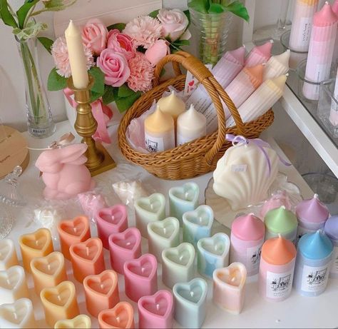 Hogwarts Candles, Pastel Candles, Danish Aesthetic, Pretty Candles, Pastel Candle, Candle Obsession, Pretty Candle, Creative Candles, Pastel Room