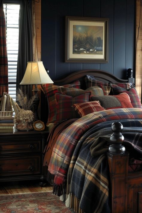 Create a traditional, homey feel in country-themed bedrooms with floral patterns, soft hues, and vintage furniture. Click here for more ideas. Ralph Lauren Mountain Home, Ralph Lauren Country Home, Antique Twin Beds Guest Room, Scottish Bedroom Decor, Scottish Themed Bedroom, Country Interior Design Bedroom, 1940s Bedroom Decor, Rustic Bedroom Inspirations, Ralph Lauren Bedroom Ideas Inspiration