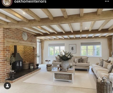 Rustic Beams, Country Cottage Living Room, Living Room Floor Tiles, Cottage Lounge, Cottage House Interior, Room Floor Tiles, Oak Frame House, Country Cottage Interiors, Cotswolds Cottage