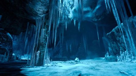 Wizard Lair, Cave Concept Art, Blue Brown Eyes, Future Sci Fi, Witch Lighting, Ice Aesthetic, Queen Of The Sea, Geode Cave, Icewind Dale