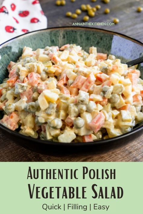 Ukrainian Vegetable Dishes, Polish Dishes Traditional, Vegetarian Polish Recipes, Polish Vegetable Recipes, Polish Vegetable Salad, European Salad Recipes, Polish Potato Salad, Polish Salad Recipes, Vegan Polish Recipes