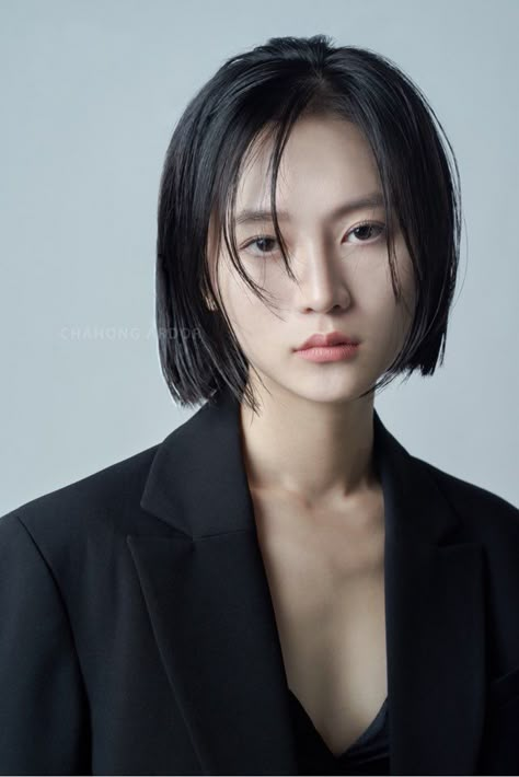 Square Bob Haircut, Square Bob, モード ボブ, Haircut For Women, Korean Short Hair, Asian Short Hair, Haircut Designs, A Bob, Shot Hair Styles