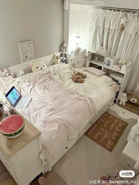 Small Room Makeover, Cute Rooms, Cute Bedroom Ideas, Dekorasi Kamar Tidur, Cute Bedroom, Future Room, Room Redesign, Study Room Decor, Redecorate Bedroom