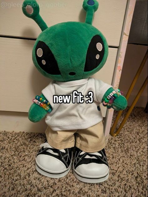 Alien Translator, Ikea Alien Plush, Space Gift Ideas, Ikea Alien, Silly Alien, Gnarp Gnarp, Cute Cat Costumes, Aliens Guy, Alien Stuff