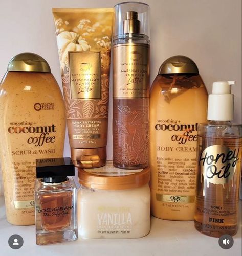 Scent Combos, Fragrance Lab, Coconut Coffee, Body Hygiene, Bath And Body Works Perfume, Shower Skin Care, Body Smells, Smelling Good, Pretty Skin Care