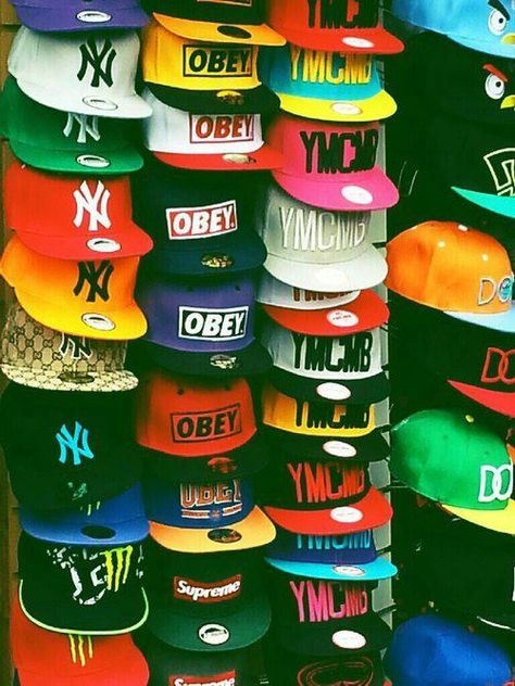 gorras Streetwear Culture, Dope Hats, Prom Accessories, Snapback Caps, Love Hat, The Perfect Guy, Snap Back, Cool Hats, Snap Backs