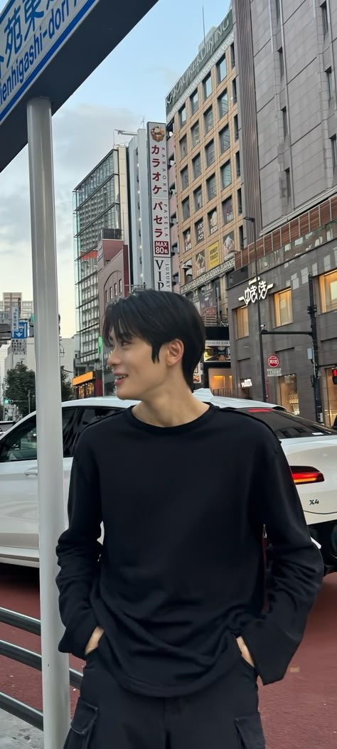 Nct Jaehyun, Jung Jaehyun, Valentines For Boys, Nct Taeyong, Jaehyun Nct, 가을 패션, Kpop Guys, Boyfriend Pictures, Instagram Update