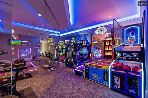 Arcade Room, Game Room Basement, Arcade Game Room, House Games, Dream Mansion, Dream Life House, Mansion Interior, Dream House Rooms, Palm Beach Gardens