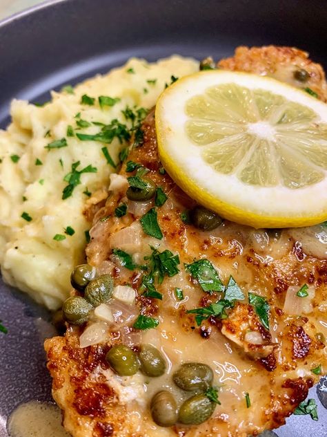 Sides For Chicken Piccata, Chicken Dinner With Mashed Potatoes, Piccata Pasta, Mashed Potatoes And Chicken Dinners, What To Serve With Chicken Piccata, Creamy Chicken Piccata, Chicken Piccata Plating, Crispy Chicken Piccata, Chicken Recipes With Mashed Potatoes