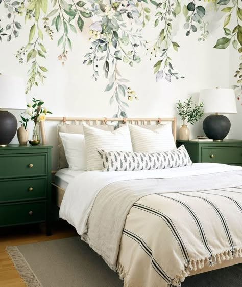 Wallpaintings Ideas, Wallpaper Ideas Bedroom, Zimmer Diy, Bedroom Wall Colors, Bedroom Decor Design, Painted Wall, Room Makeover Bedroom, Wallpaper Living Room, Wallpaper Bedroom