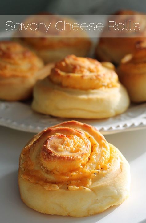 Lunch Lady Cinnamon Rolls, Savoury Rolls, Cheese Swirls, Cheese Rolls Recipe, Serve With Soup, Pretzel Roll Recipe, Savory Rolls, Hot Rolls, Cheese Roll Recipe