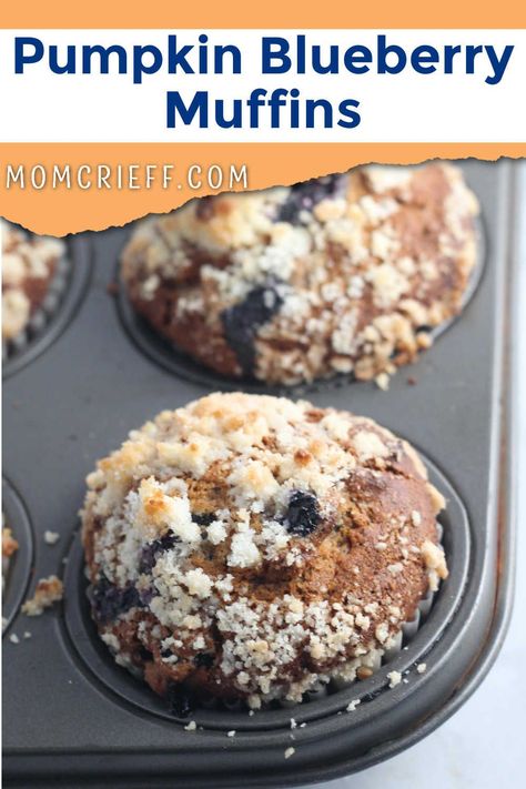 Pumpkin Blueberry Muffins. You won't believe how delicious and how fast you can make these muffins! Made with healthy pumpkin and blueberries! Pumpkin Blueberry Muffins, Pumpkin Blueberry, Blueberry Pumpkin, Cake Mix Hacks, Muffins Easy, Yogurt Parfaits, Muffin Recipes Blueberry, Pumpkin Pie Filling, Num Num