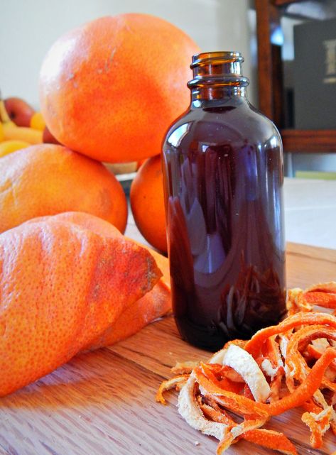 Making Your Own Citrus Essential Oil From Scrap Fruit Peels — Steemit Skin Oil Diy, Orange Peel Vinegar, Essential Oil Still, Orange Peel Recipe, Orange Peel Skin, Essential Oil Distiller, Citrus Soap, Orange Skin, Making Essential Oils