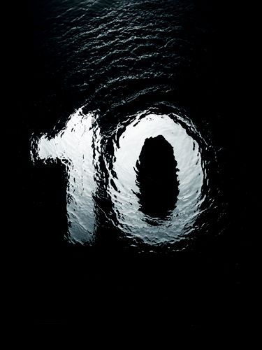 white 10 ten submerged in water on black background Numbers Typography, 타이포그래피 포스터 디자인, Typography Letters, Digital Cameras, Type Design, Graphic Design Typography, Graphic Design Posters, Black Wallpaper, Fonts Design