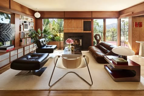 Silverlake Residence by Giampiero Tagliaferri Studio | 1stDibs Modern 70s Home Living Room, 1970s Interior, 1970s Interior Design, 70s Room, Interiors 2023, Homescreen Wallpaper Ideas, 70s Interior, Sunken Living Room, Cabin Core