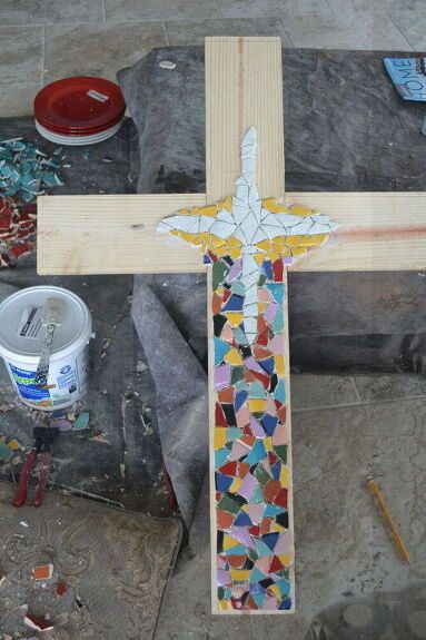 3d Mosaic, Square Wreath, Mosaic Crosses, Mosaic Art Projects, Religious Crafts, Cross Crafts, Vbs Crafts, Angel Gifts, Cross Art