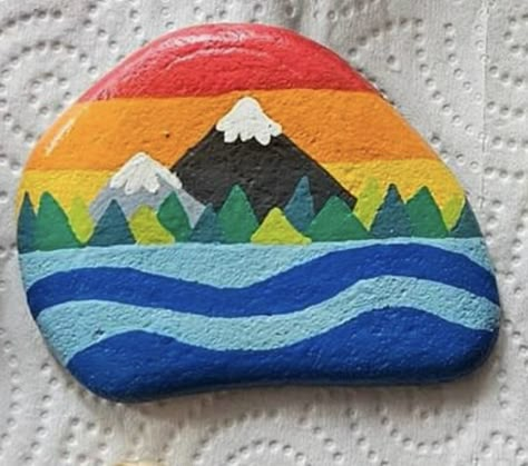 Rock Painting Mountains, Ceramics Painting Ideas, Painted Rock Designs, Landscape Stones, Rocks Crafts, Ceramics Painting, Rock Designs, Landscape Stone, Painting Ideas Easy