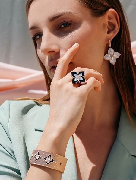 The Venetian Princess Collection encompasses glamour from head-to-toe. #robertocoin #venetianprincess @adlersjewelers Princess Collection, Roberto Coin, The Venetian, Things To Wear, Coin, Wish List, Diamonds, On Instagram, How To Wear