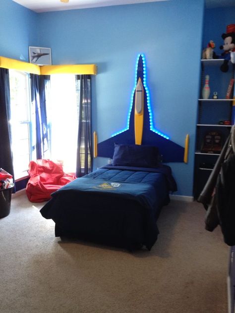 Bedroom, Headboard, Airplane, Blue Angels, Jet Fighter, Navy, for kids bedroom. Plane Bedroom Ideas, Airplane Bedroom For Boys, Boys Airplane Bedroom, Airplane Themed Bedroom, Navy Room Ideas, Airplane Kids Room, Plane Room, Airplane Boys Room, Airplane Bedroom