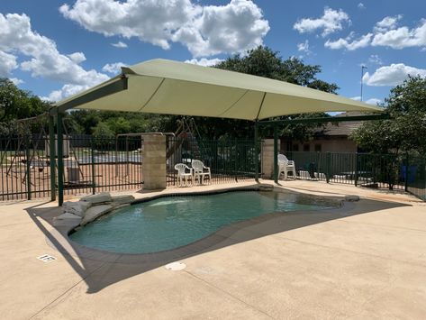 Shade for the little ones at the pool Sunshade Over Pool, Over Pool Shade Ideas, Swimming Pool Shade Ideas, Pool Shade Structure, Shade Over Pool, Shade For Pool, Pool With Shade, Pool Shade Ideas, Dog Resort