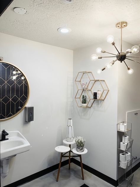 #modern #salon #bathroom Hair Salon Bathroom Ideas Decor, Salon Bathroom Ideas, Hair Salon Bathroom, Jz Styles, Salon Bathroom, Event Venue Design, My Salon Suite, Venue Design, Pleasant Grove