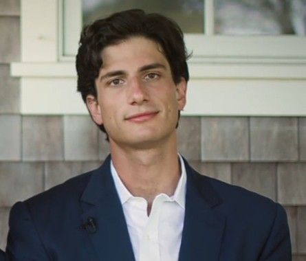 Jack Scholessberg, Jack Shlosberg, Jack Scholsburg, Jack Schlossberg Girlfriend, John Schlossberg, Jack Schlossberg, Jfk Jr, Brown Hair Brown Eyes, The Kennedys