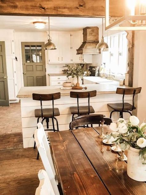 Casa Country, Farmhouse Remodel, Farmhouse Kitchen Design, House Remodel, Dream House Decor, Kitchen Style, Rustic Kitchen, Country Kitchen, Dream Home Design