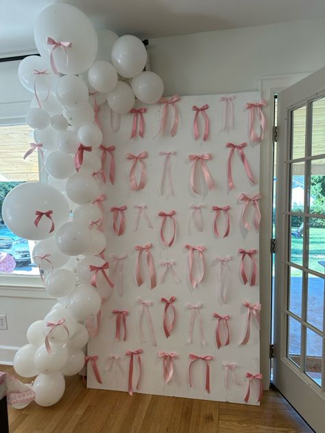 Bow wall, tea party, baby shower Wedding Shower Arch Ideas, Now Themed Party, Diy White Party Decorations, Diy Bow Backdrop, Bow Galentines Party, Bow Baby Shower Backdrop, Simple Outdoor Baby Shower Ideas, Sorority Rush House Decorations, Bows Birthday Theme