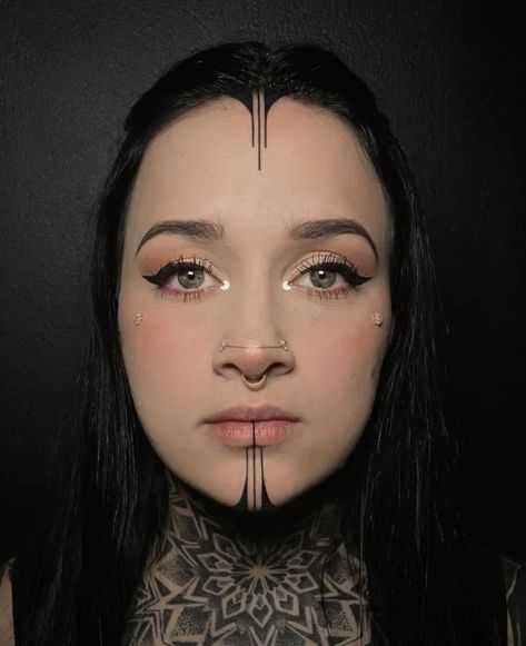 Unique Face Tattoos For Women, Face Tattoos For Women Forehead, Dot Work Face Tattoo, Pagan Face Tattoo, Witchy Face Tattoo, Forehead Tattoos For Women, Henna Face Designs, Moon Forehead Tattoo, Small Forehead Tattoo