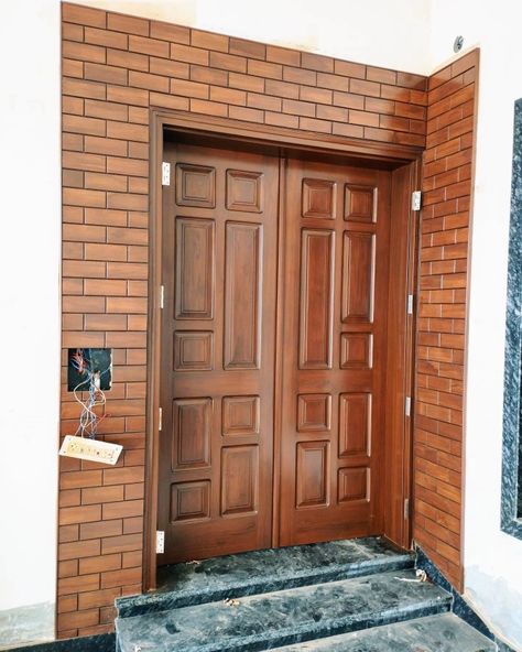 Men door design Men Dor Dijain Wood Design, Men Door Design Wooden, Men Door Design, Amritpal Singh, Main Door Lock, Jali Door, Latest Door Designs, Wooden Window Design, Raj Kumar