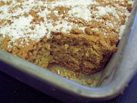 Tahinopita Tahini Cake, Tea Loaf, Vegan Lunch Box, Greek Pastries, Foods Around The World, How To Stack Cakes, A Spoonful Of Sugar, Light Cakes, Food Picks