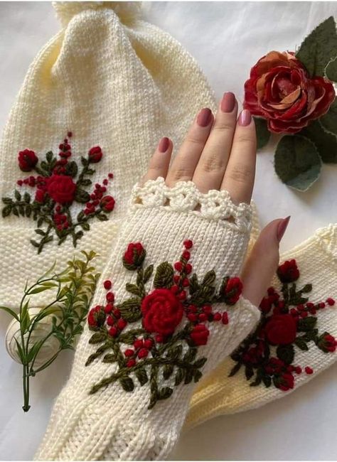 Free Crochet Snowflake Patterns, Crochet Gloves Free Pattern, Painting Clothes, Crochet Character Hats, Fingerless Gloves Crochet Pattern, Crochet Bracelet Pattern, Hand Embroidery Patterns Free, Crochet Snowflake Pattern, Simple Hand Embroidery Patterns