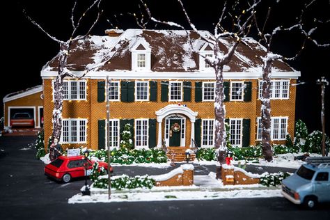 Christmas 2020 brand activations: Selfridges, Disney+ and more Home Alone Gingerbread House, Ginger Bread Ideas, Home Alone Party, Cake Baking Ideas, Home Alone House, Adult Lego, Branson Missouri Vacation, Cake For Christmas, Gingerbread House Competition