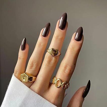 October Nails Fall, Trending Nail Colors, Fall Nails Ideas Autumn, Nails Ideas Autumn, Black Almond Nails, Almond Nail Art, Mani Pedi Ideas, Gel Nail Ideas, Fake Nails Long