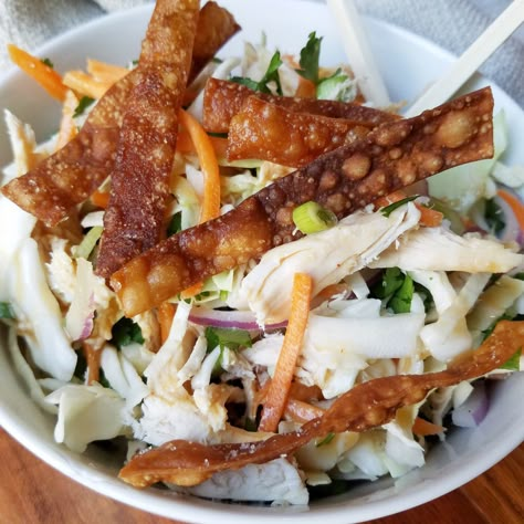 Chrissy Teigen's Chinese Chicken Salad - Rumbly in my Tumbly Chrissy Teigen Recipes, Chinese Chicken Salad, Yummy Salads, Chinese Food Recipes, Chinese Chicken, Chrissy Teigen, Greens Recipe, Salad Dressings, Asian Inspired