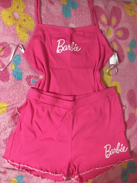 Pink Girly Pajamas, 2000s Pjs, 2000s Pajamas, Y2k Pjs, Y2k Pajamas, My Pronouns, My Nickname, My Birthday Is, Mode Rose