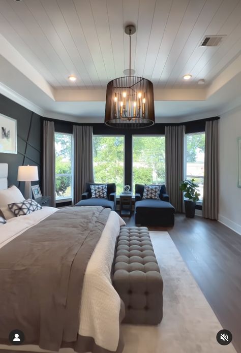 Incredible Bedrooms Master Suite, Oversized Master Suite Ideas, Sitting Room Bedroom Master Suite, Private Bedroom Patio Master Suite, High Ceiling Bedroom Master Suite, Decorating Large Bedroom, Master Bedrooms With Windows, Luxury Bedroom Master Romantic Interior Design, Owners Suite Master Bedrooms