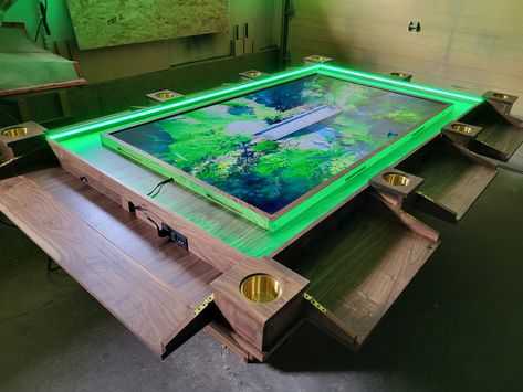 Tv Gaming Table, Dnd Game Room Decor, Dnd Table Diy, D&d Table, Dungeons And Dragons Room, Map Display, Dnd Room, Dungeons And Dragons Table, Dnd Table