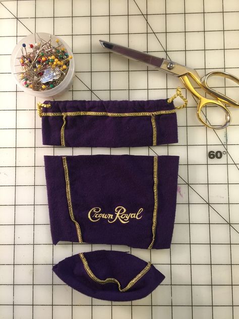 Crown Royal Bags Ideas Diy, Crown Royal Bags Ideas, Crown Royal Diy, Crown Royal Crafts, Crown Royal Quilts, Crown Royal Whiskey, Crown Royal Quilt, Crown Royal Bags, Make A Crown