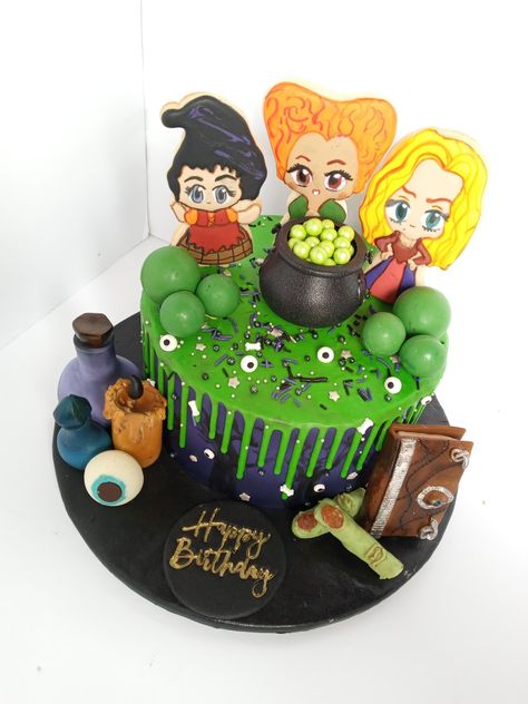 Hocus Pocus Cake Ideas Easy, Hocus Pocus Cake Ideas, Hocus Pocus Birthday Cake, Hocus Pocus Cake, Hocus Pocus Decorations, Christmas Pie, Hocus Pocus Party, Office Holiday, Bakery Shop