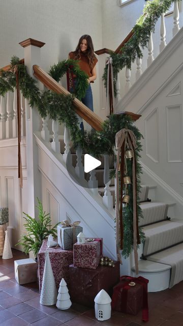 THE SUFFOLK NEST Ashlee Jane on Instagram: "Lots of you have been asking how I attach our garlands to the staircase, so I thought I’d share this short guide. I like to use paper covered wire as it’s easier to work with than twine, as well as being nice and strong. You could also use cable ties - just be mindful of not doing them up too tight so they don’t mark the banister. 

I’ve used 3 of our cedar garlands here along with the Bronze and Champagne Velvet ribbon, and large cowbells (due in stock w/c 22nd Oct).

#christmasgarland #christmasstaircase #xmasdecor #holidaydecor #holidaydecorideas #holidayseason #holidaydecorating #christmasdecor #xmasstyling #xmasinspo #christmas2024 #festivehome #xmasgarlands #christmasfoliage #christmaswreath #christmashomeideas #christmasdecorating #christm Large Christmas Garland, Velvet Ribbon On Garland, Ribbon On Staircase Banisters, How To Decorate A Staircase, Christmas Staircase Garland Ideas, Staircase Garland Ideas, Christmas Garland Ideas Stairs, How To Attach Garland To Banister, Garland On Banister