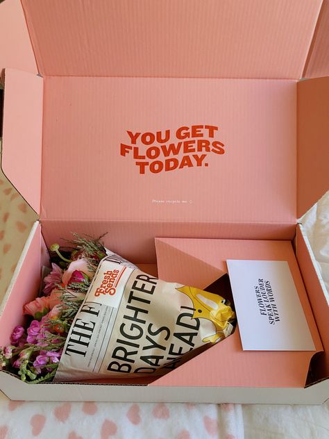 Seeding Kit Influencer, Influencer Unboxing Ideas, Influencer Gift Box Ideas, Creative Pr Box Ideas, Creative Pr Package Ideas, Influencer Box Ideas, Pr Gift Packaging, Pr Packaging Design, Pr Gift Ideas