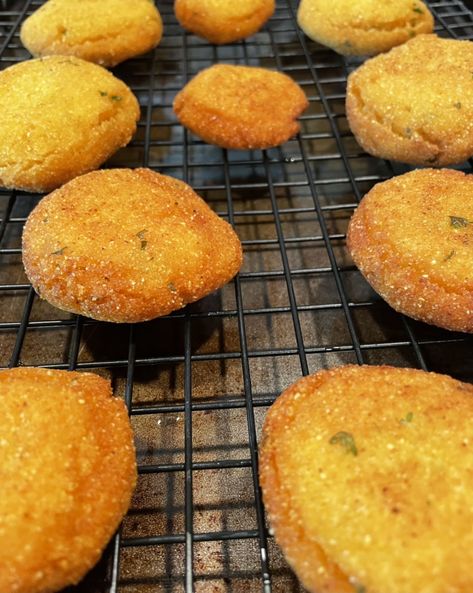 Creole Cornbread Recipe, Creole Cornbread, Water Cornbread Recipe, Country Meals, Hot Water Cornbread Recipe, Water Cornbread, Hot Water Cornbread, Cornbread Cake, Mini Loaves