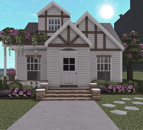 bloxburg small house layouts Aesthetic Bloxburg Houses 2 Story, Bloxburg Room Ideas Exterior, Bloxburg Tiny Home Exterior, Bloxburg Small House 2 Story, Bloxburg House Color Ideas Outside, Small House Bloxburg Exterior, Bloxburg Loft Exterior, Bloxburg Loft Ideas Exterior, Bloxburg Small 2 Story House Layout