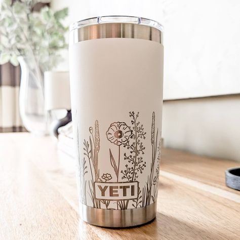 Wedding Yeti Cup Designs, Laser Engraved Cup Ideas, Engraved Yeti Ideas, Tumbler Laser Engraver, Laser Engraving Cups, Engraved Cup Ideas, Laser Engraved Cups, Laser Engraved Tumblers, Cup Engraving Ideas